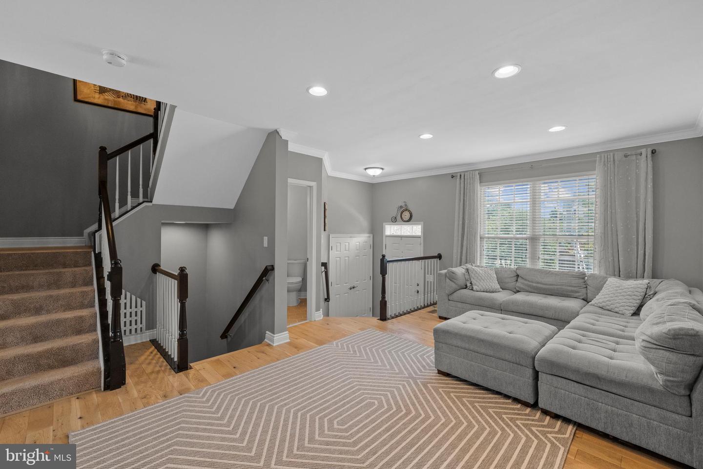 24673 KINGS CANYON SQ, ALDIE, Virginia 20105, 3 Bedrooms Bedrooms, ,2 BathroomsBathrooms,Residential,For sale,24673 KINGS CANYON SQ,VALO2102330 MLS # VALO2102330