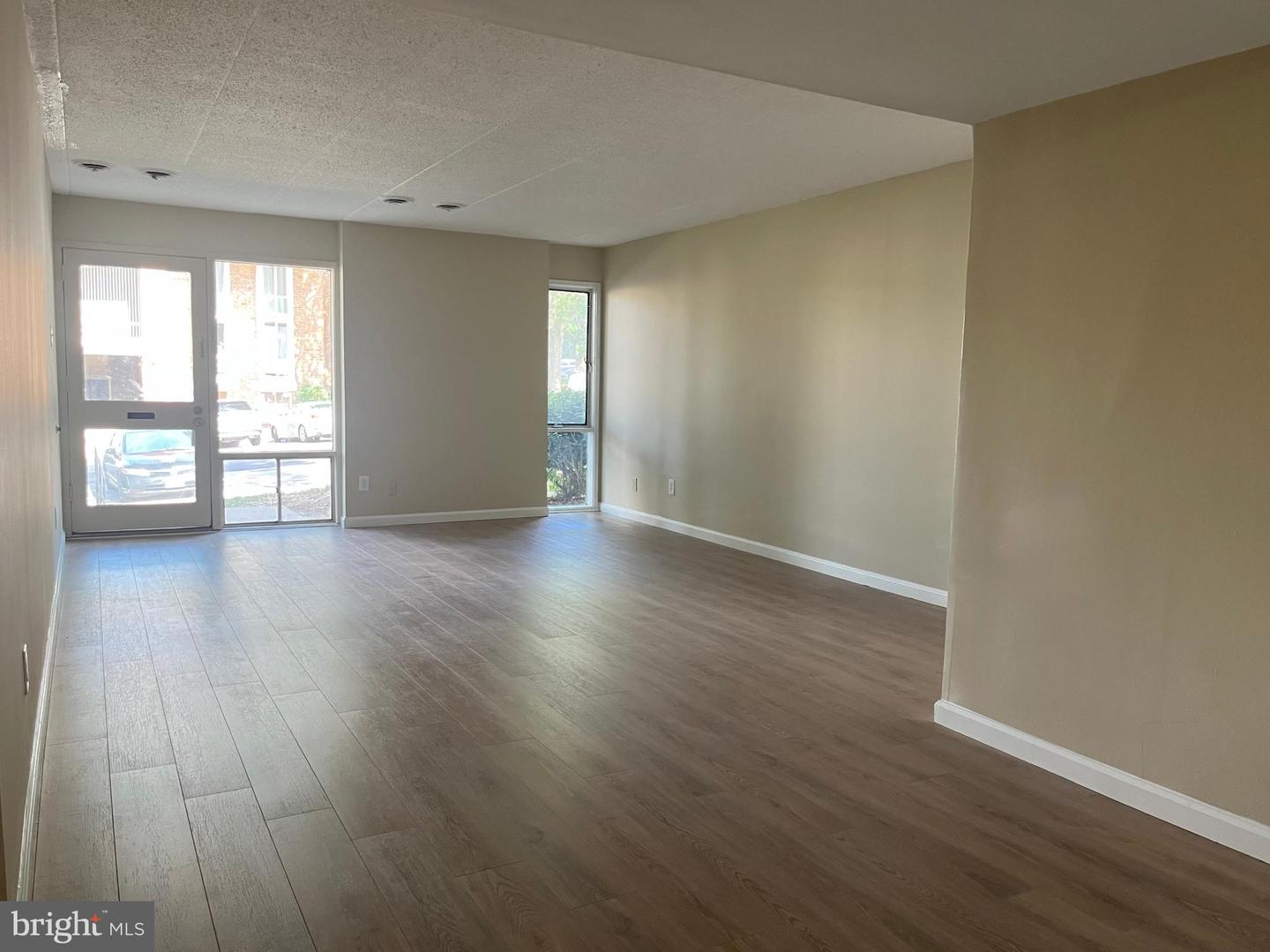 2647 REDCOAT DR #130, ALEXANDRIA, Virginia 22303, 1 Bedroom Bedrooms, ,1 BathroomBathrooms,Residential,For sale,2647 REDCOAT DR #130,VAFX2256048 MLS # VAFX2256048