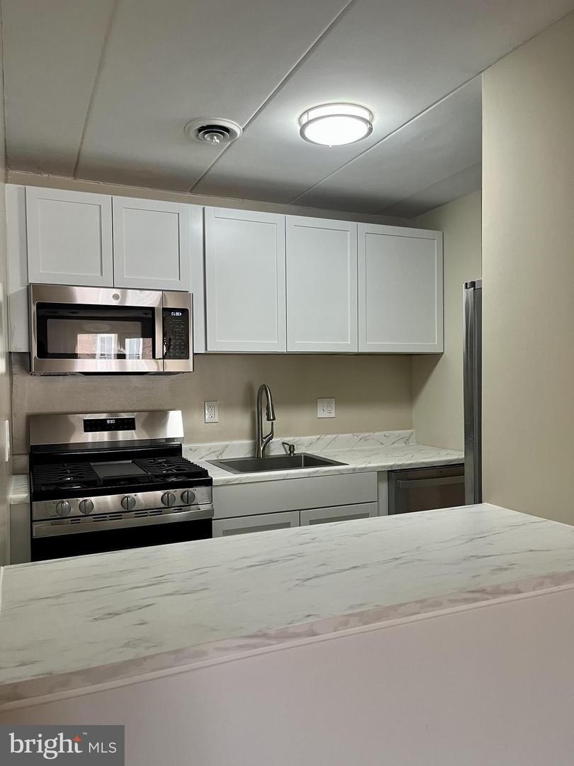 2647 REDCOAT DR #130, ALEXANDRIA, Virginia 22303, 1 Bedroom Bedrooms, ,1 BathroomBathrooms,Residential,For sale,2647 REDCOAT DR #130,VAFX2256048 MLS # VAFX2256048