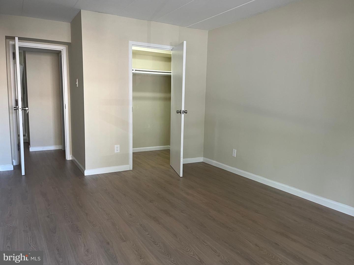 2647 REDCOAT DR #130, ALEXANDRIA, Virginia 22303, 1 Bedroom Bedrooms, ,1 BathroomBathrooms,Residential,For sale,2647 REDCOAT DR #130,VAFX2256048 MLS # VAFX2256048