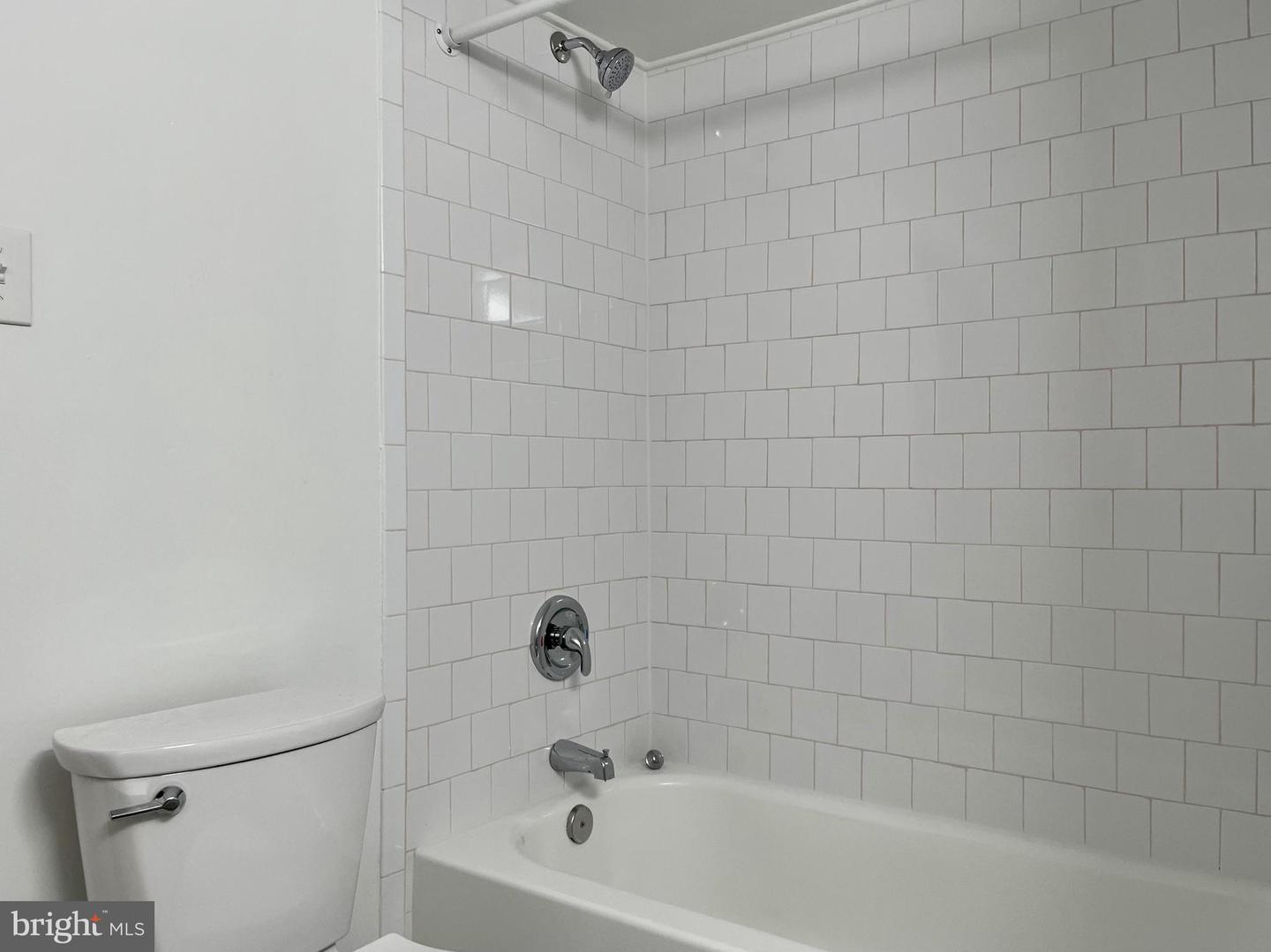 2647 REDCOAT DR #130, ALEXANDRIA, Virginia 22303, 1 Bedroom Bedrooms, ,1 BathroomBathrooms,Residential,For sale,2647 REDCOAT DR #130,VAFX2256048 MLS # VAFX2256048