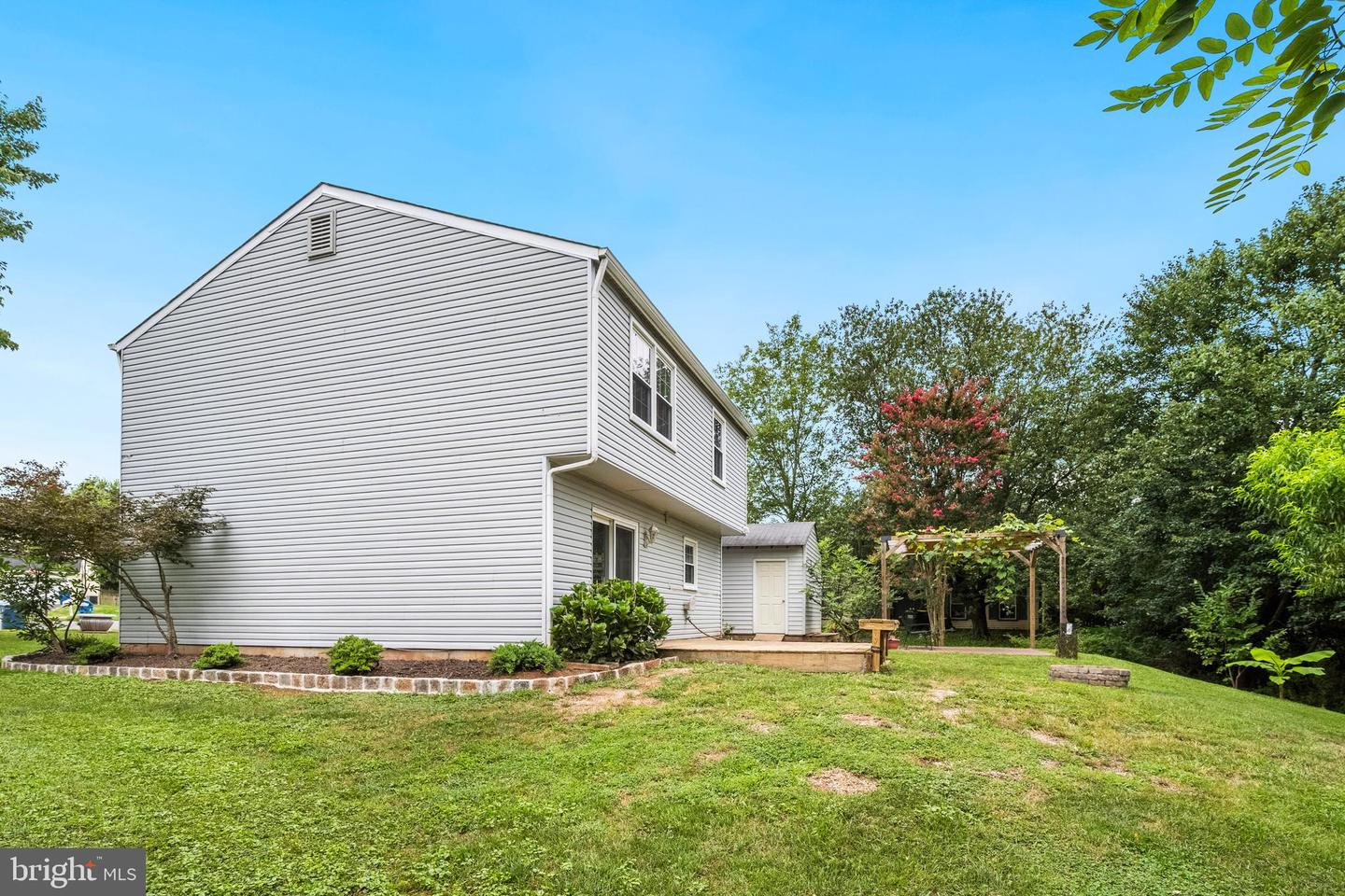 13201 JASPER RD, FAIRFAX, Virginia 22033, 4 Bedrooms Bedrooms, ,2 BathroomsBathrooms,Residential,For sale,13201 JASPER RD,VAFX2256234 MLS # VAFX2256234