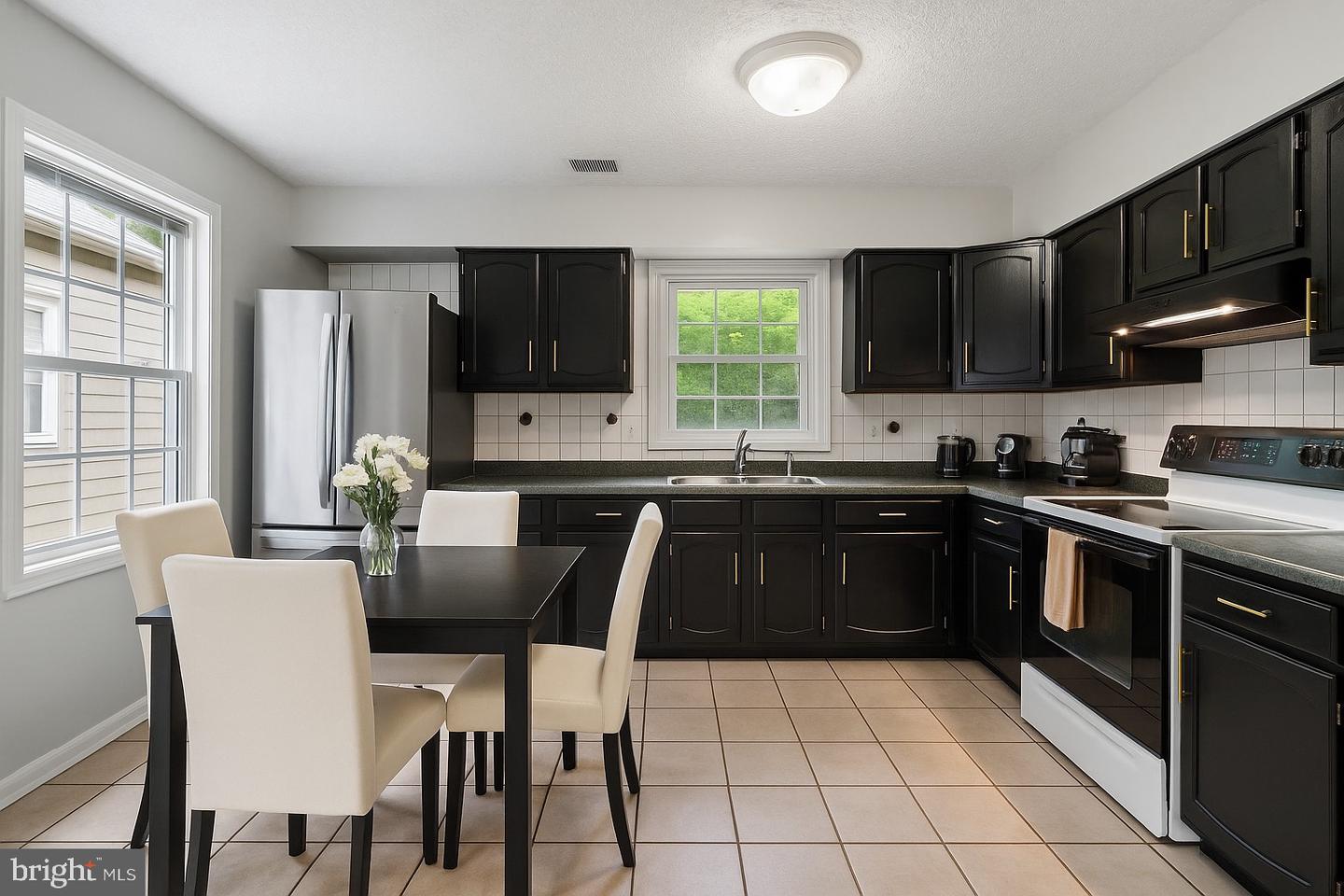 13201 JASPER RD, FAIRFAX, Virginia 22033, 4 Bedrooms Bedrooms, ,2 BathroomsBathrooms,Residential,For sale,13201 JASPER RD,VAFX2256234 MLS # VAFX2256234