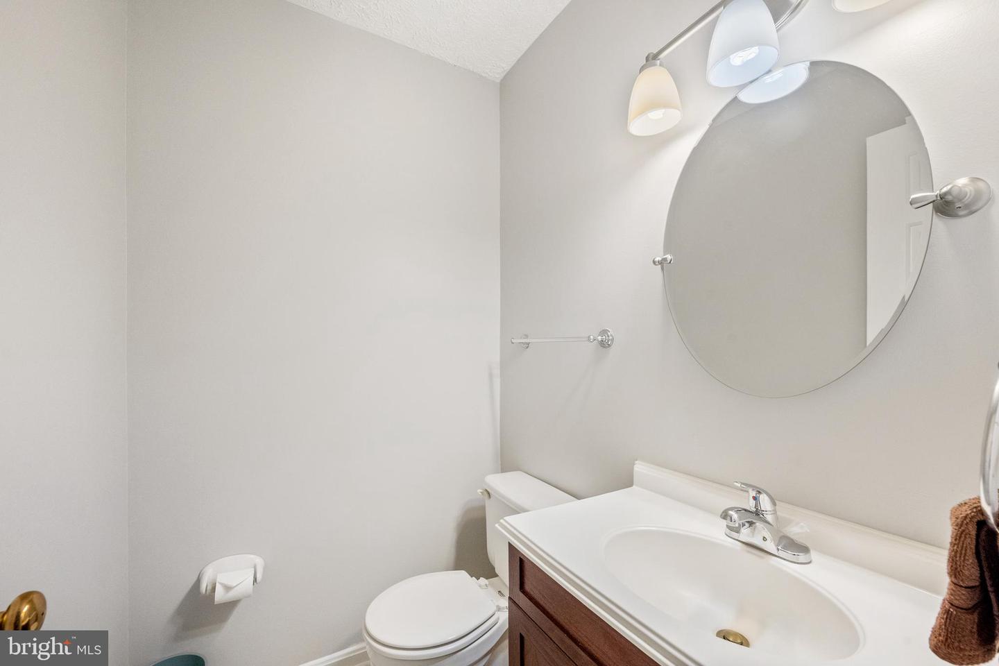 13201 JASPER RD, FAIRFAX, Virginia 22033, 4 Bedrooms Bedrooms, ,2 BathroomsBathrooms,Residential,For sale,13201 JASPER RD,VAFX2256234 MLS # VAFX2256234