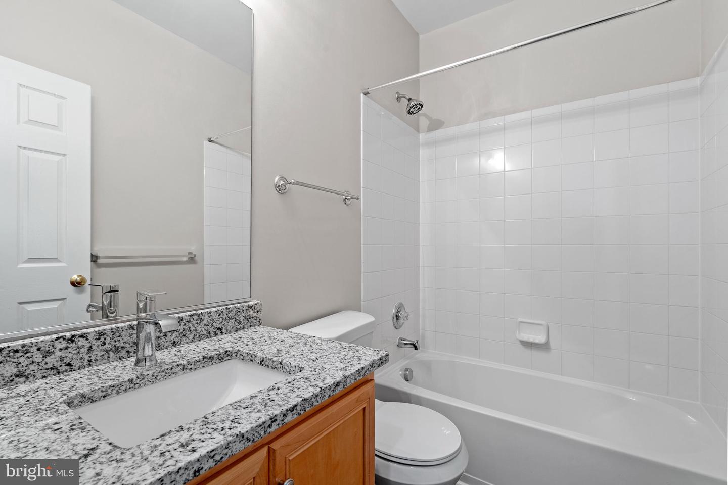 20435 SCIOTO TER, ASHBURN, Virginia 20147, 2 Bedrooms Bedrooms, ,3 BathroomsBathrooms,Residential,For sale,20435 SCIOTO TER,VALO2102642 MLS # VALO2102642