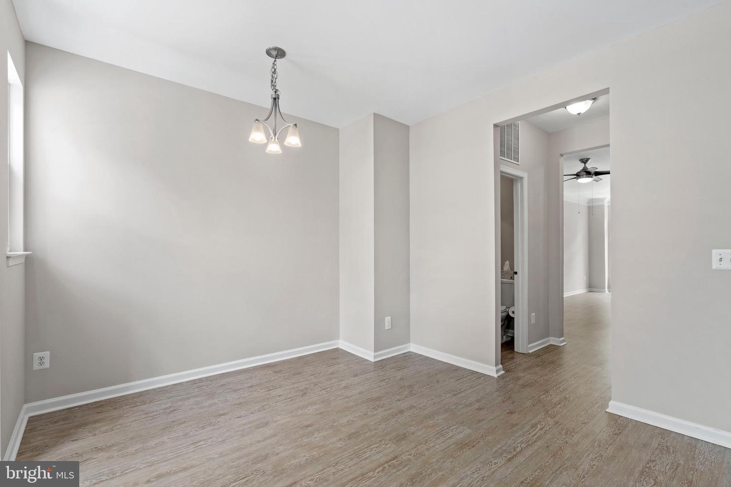 20435 SCIOTO TER, ASHBURN, Virginia 20147, 2 Bedrooms Bedrooms, ,3 BathroomsBathrooms,Residential,For sale,20435 SCIOTO TER,VALO2102642 MLS # VALO2102642