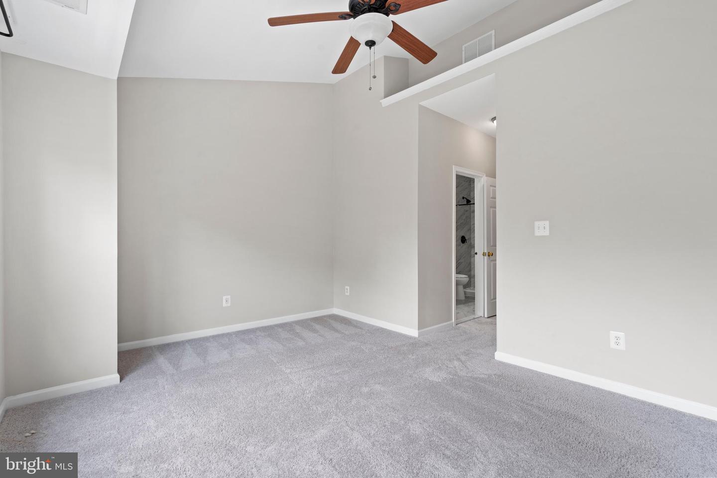 20435 SCIOTO TER, ASHBURN, Virginia 20147, 2 Bedrooms Bedrooms, ,3 BathroomsBathrooms,Residential,For sale,20435 SCIOTO TER,VALO2102642 MLS # VALO2102642