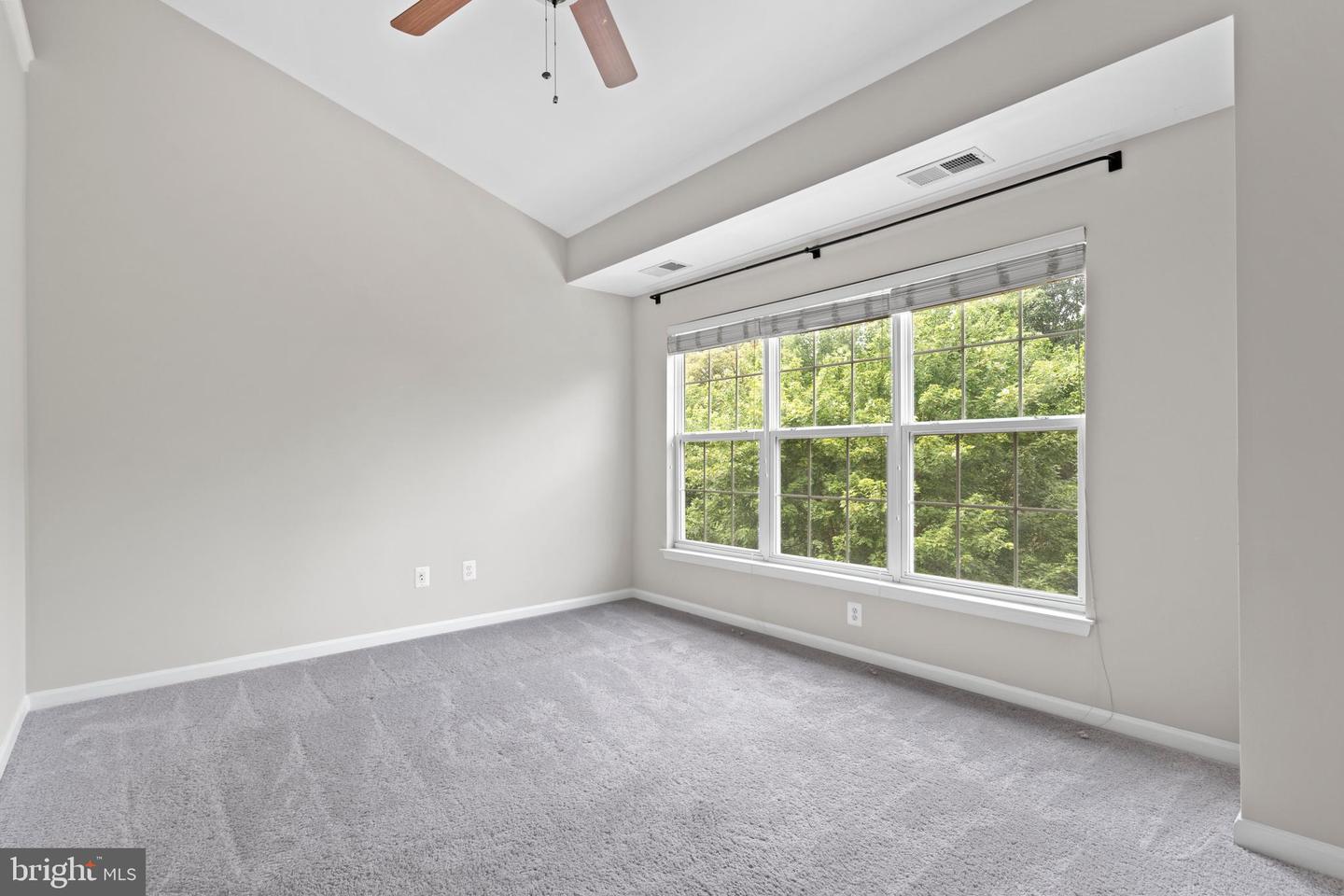 20435 SCIOTO TER, ASHBURN, Virginia 20147, 2 Bedrooms Bedrooms, ,3 BathroomsBathrooms,Residential,For sale,20435 SCIOTO TER,VALO2102642 MLS # VALO2102642