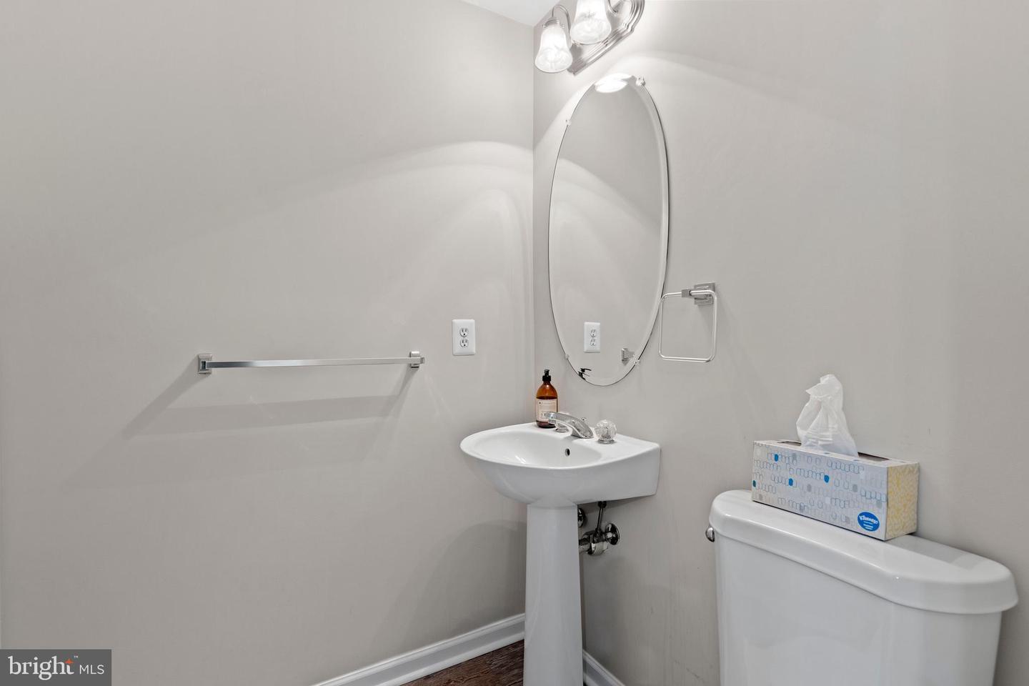 20435 SCIOTO TER, ASHBURN, Virginia 20147, 2 Bedrooms Bedrooms, ,3 BathroomsBathrooms,Residential,For sale,20435 SCIOTO TER,VALO2102642 MLS # VALO2102642