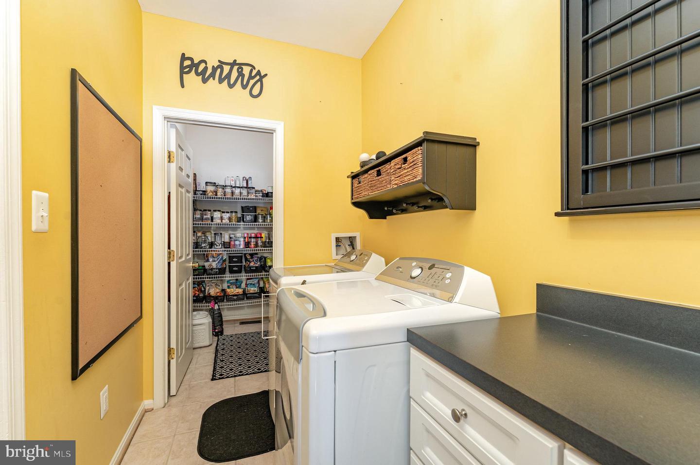 15444 MILTON HALL PL, MANASSAS, Virginia 20112, 5 Bedrooms Bedrooms, ,3 BathroomsBathrooms,Residential,For sale,15444 MILTON HALL PL,VAPW2099814 MLS # VAPW2099814