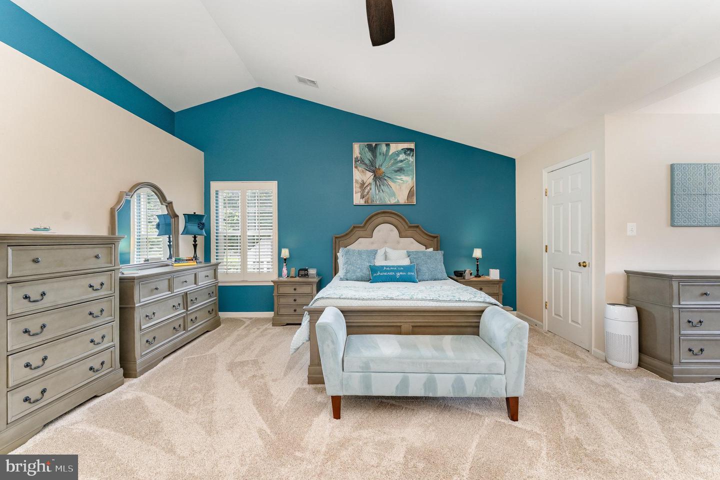 15444 MILTON HALL PL, MANASSAS, Virginia 20112, 5 Bedrooms Bedrooms, ,3 BathroomsBathrooms,Residential,For sale,15444 MILTON HALL PL,VAPW2099814 MLS # VAPW2099814