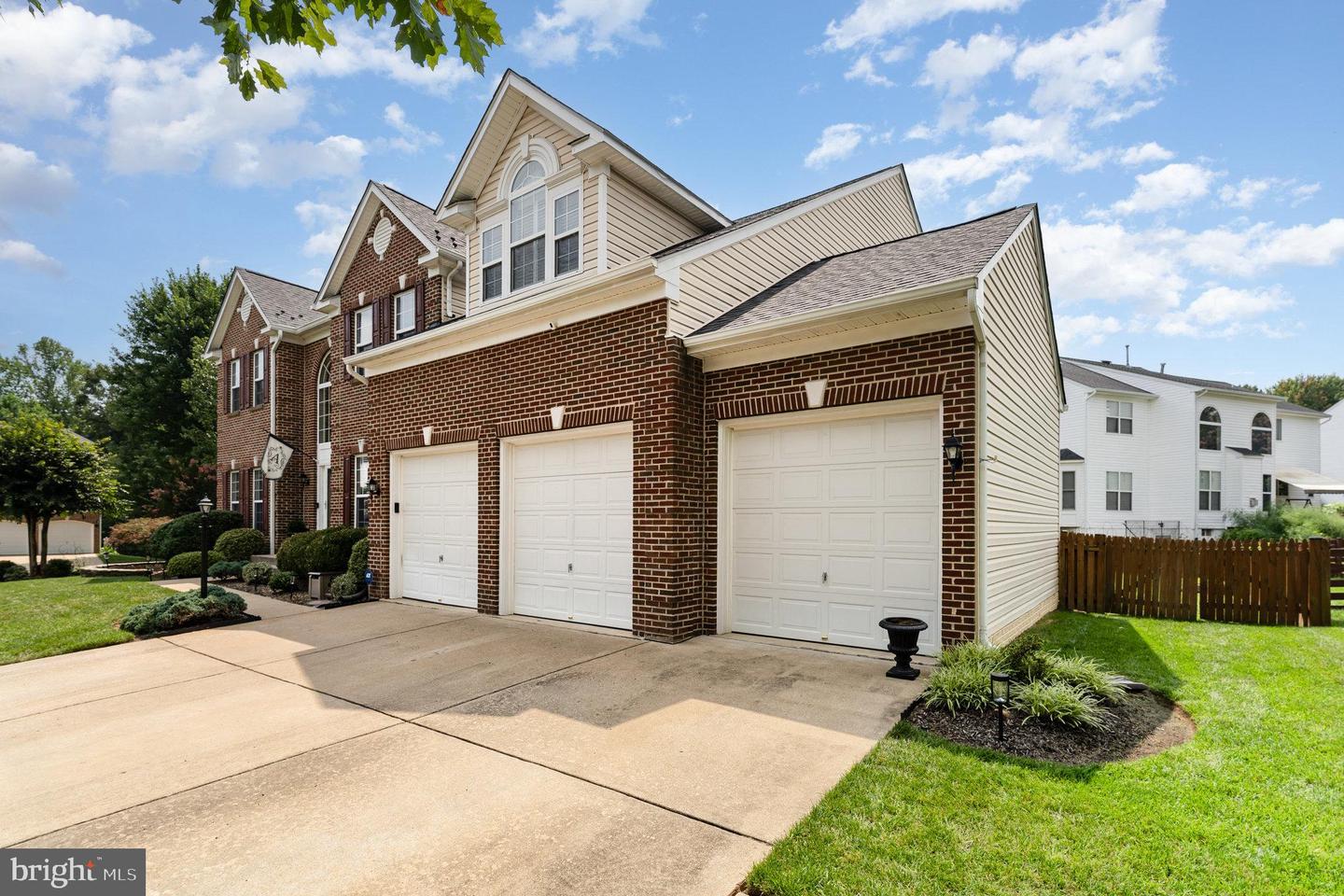 15444 MILTON HALL PL, MANASSAS, Virginia 20112, 5 Bedrooms Bedrooms, ,3 BathroomsBathrooms,Residential,For sale,15444 MILTON HALL PL,VAPW2099814 MLS # VAPW2099814