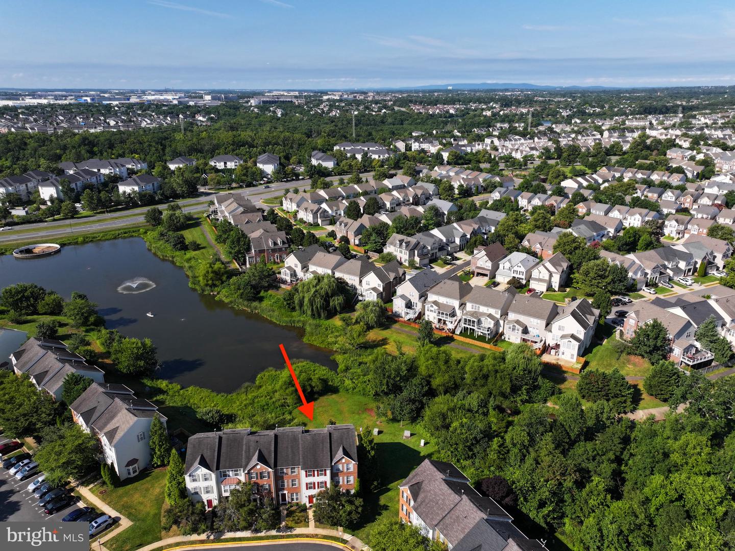 20943 COLECROFT SQ, ASHBURN, Virginia 20147, 3 Bedrooms Bedrooms, ,2 BathroomsBathrooms,Residential,For sale,20943 COLECROFT SQ,VALO2103014 MLS # VALO2103014
