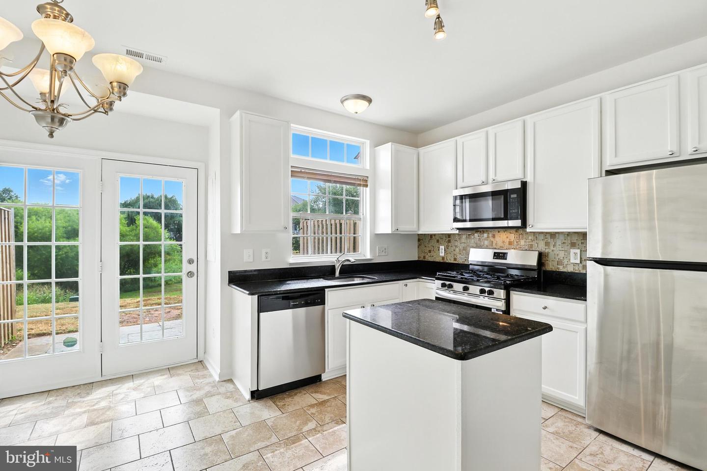 20943 COLECROFT SQ, ASHBURN, Virginia 20147, 3 Bedrooms Bedrooms, ,2 BathroomsBathrooms,Residential,For sale,20943 COLECROFT SQ,VALO2103014 MLS # VALO2103014