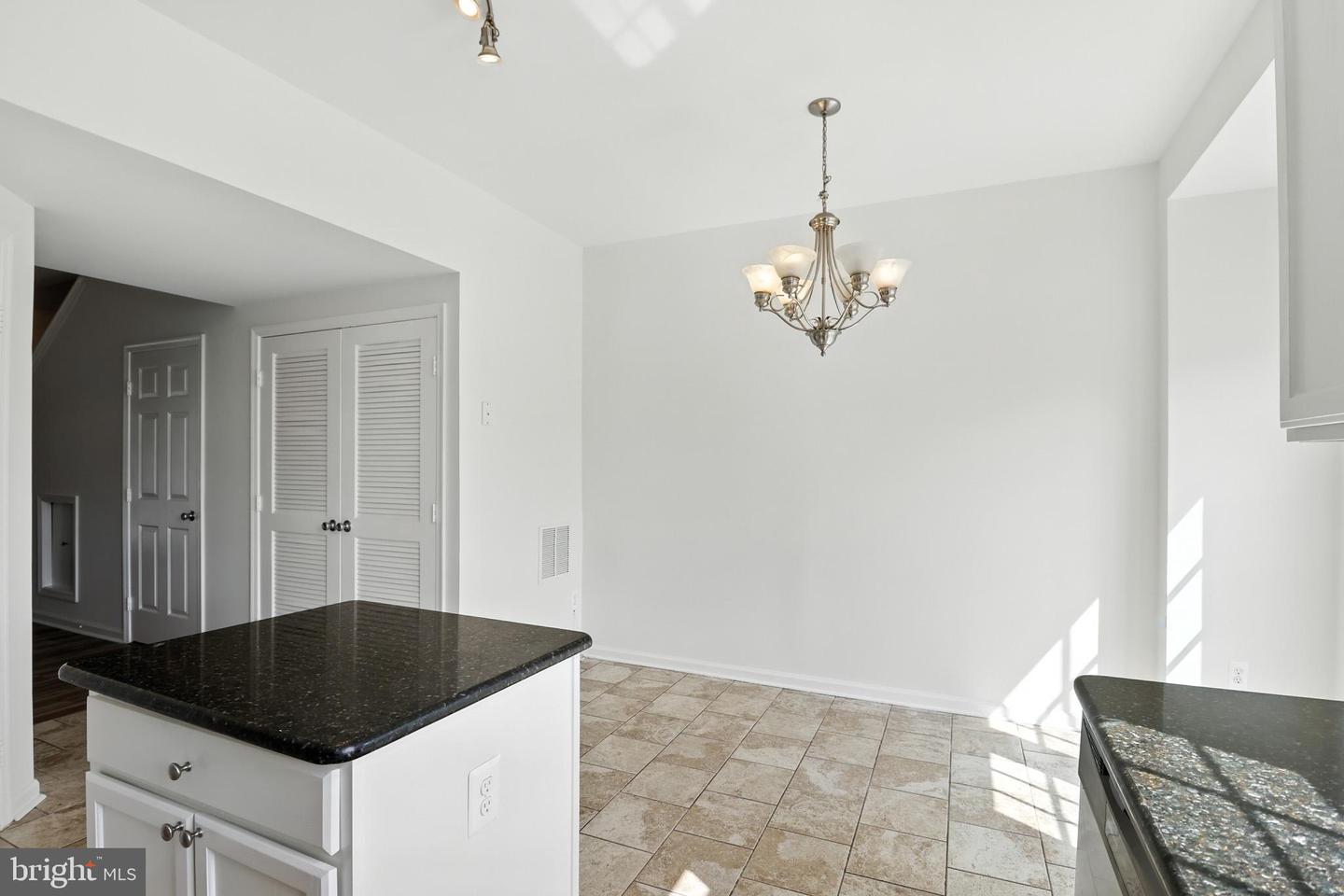 20943 COLECROFT SQ, ASHBURN, Virginia 20147, 3 Bedrooms Bedrooms, ,2 BathroomsBathrooms,Residential,For sale,20943 COLECROFT SQ,VALO2103014 MLS # VALO2103014