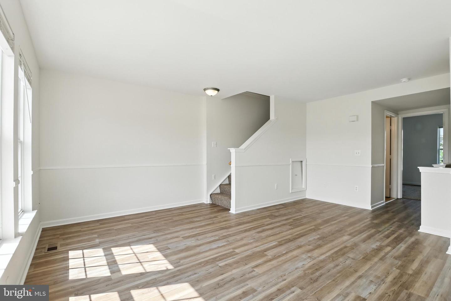 20943 COLECROFT SQ, ASHBURN, Virginia 20147, 3 Bedrooms Bedrooms, ,2 BathroomsBathrooms,Residential,For sale,20943 COLECROFT SQ,VALO2103014 MLS # VALO2103014
