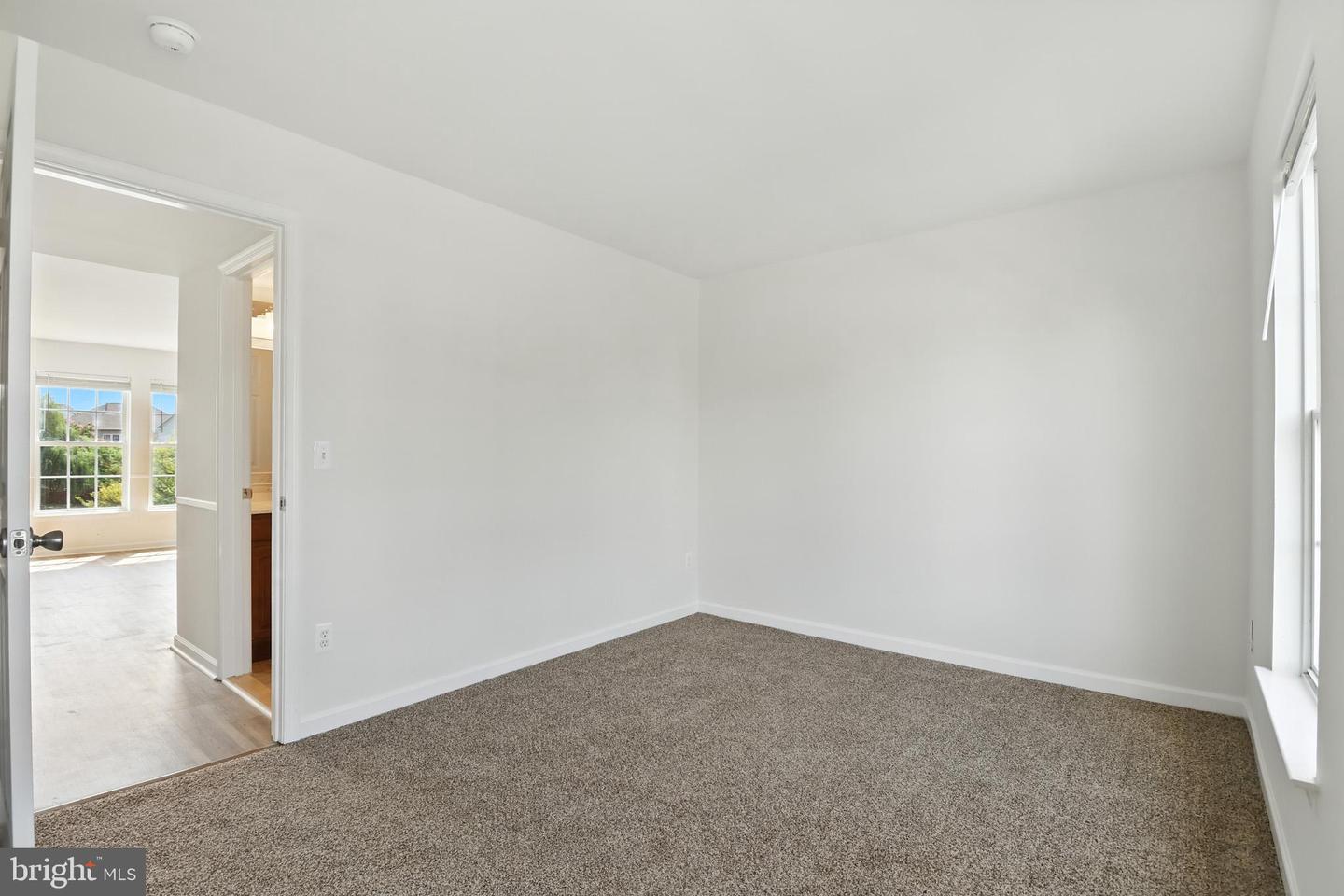 20943 COLECROFT SQ, ASHBURN, Virginia 20147, 3 Bedrooms Bedrooms, ,2 BathroomsBathrooms,Residential,For sale,20943 COLECROFT SQ,VALO2103014 MLS # VALO2103014