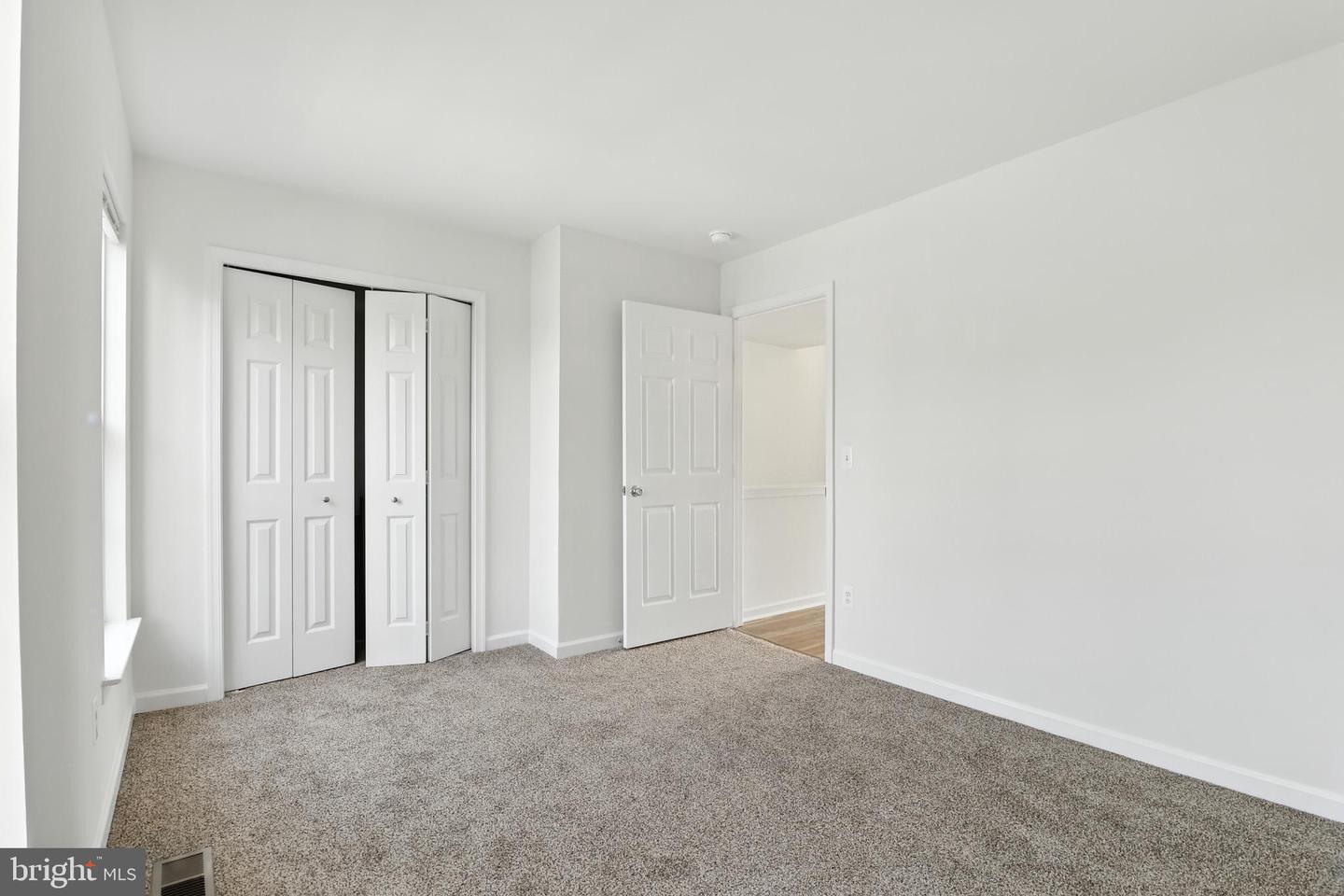 20943 COLECROFT SQ, ASHBURN, Virginia 20147, 3 Bedrooms Bedrooms, ,2 BathroomsBathrooms,Residential,For sale,20943 COLECROFT SQ,VALO2103014 MLS # VALO2103014