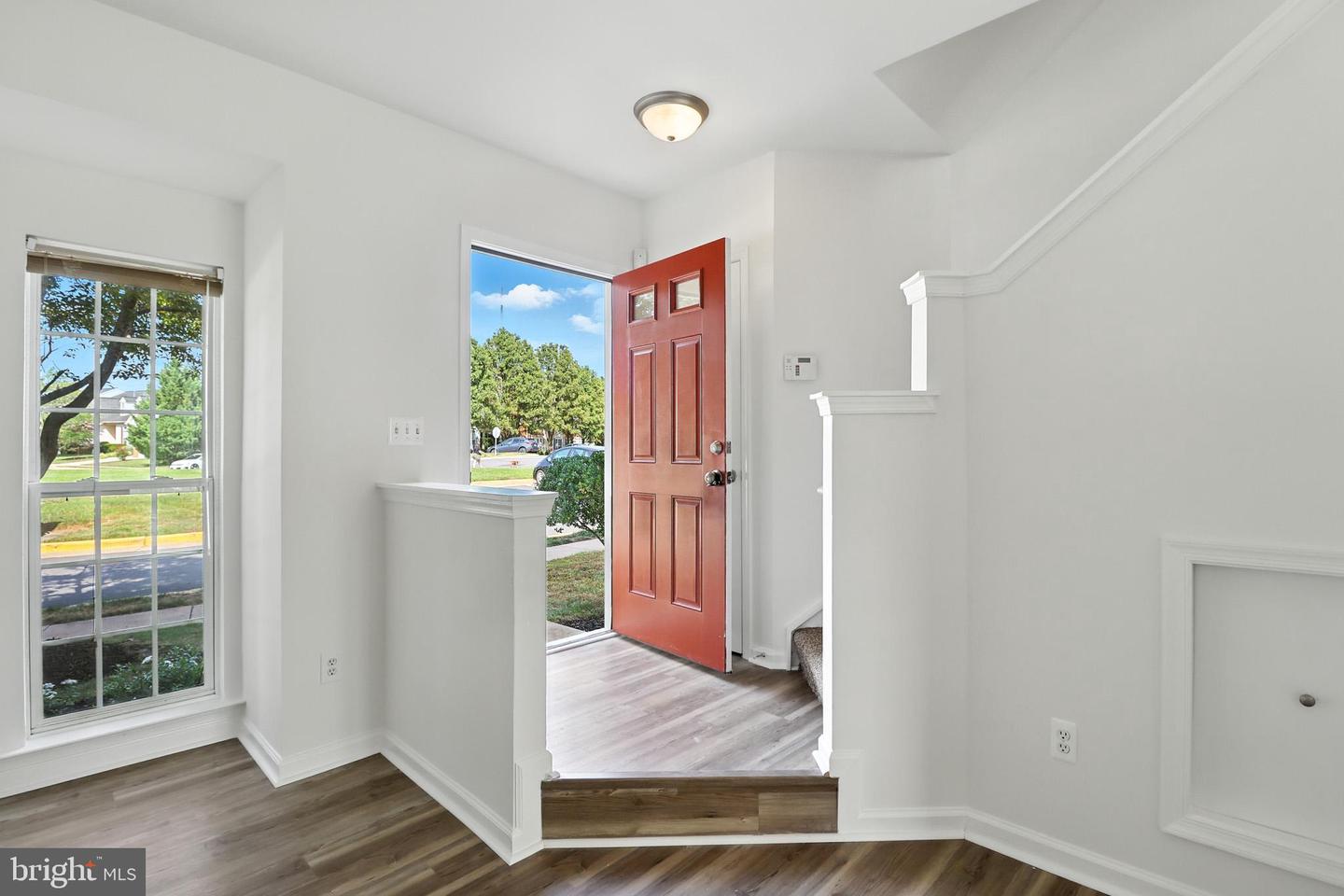 20943 COLECROFT SQ, ASHBURN, Virginia 20147, 3 Bedrooms Bedrooms, ,2 BathroomsBathrooms,Residential,For sale,20943 COLECROFT SQ,VALO2103014 MLS # VALO2103014