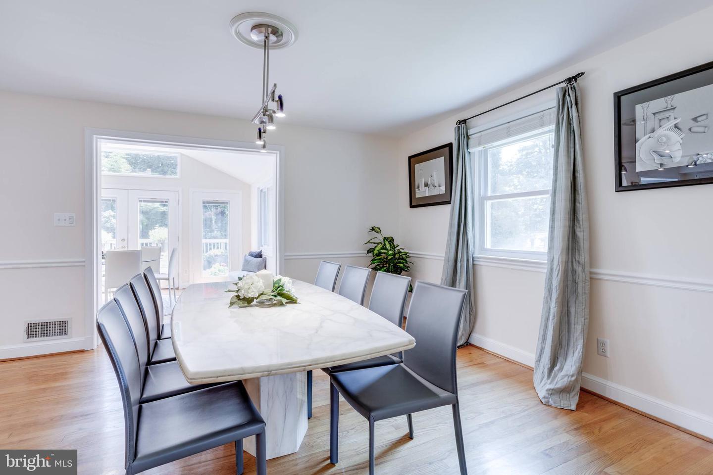 5039 PRESTWICK DR, FAIRFAX, Virginia 22030, 4 Bedrooms Bedrooms, ,3 BathroomsBathrooms,Residential,For sale,5039 PRESTWICK DR,VAFX2257362 MLS # VAFX2257362