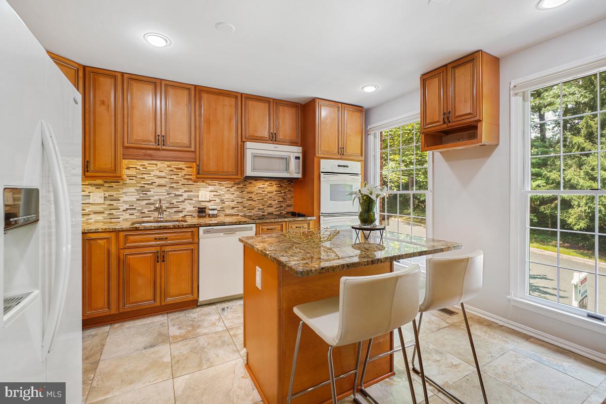 2757 UNICORN LN NW, WASHINGTON, District Of Columbia 20015, 3 Bedrooms Bedrooms, ,2 BathroomsBathrooms,Residential,For sale,2757 UNICORN LN NW,DCDC2211918 MLS # DCDC2211918