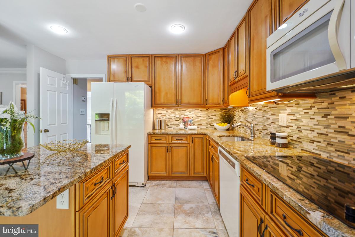 2757 UNICORN LN NW, WASHINGTON, District Of Columbia 20015, 3 Bedrooms Bedrooms, ,2 BathroomsBathrooms,Residential,For sale,2757 UNICORN LN NW,DCDC2211918 MLS # DCDC2211918