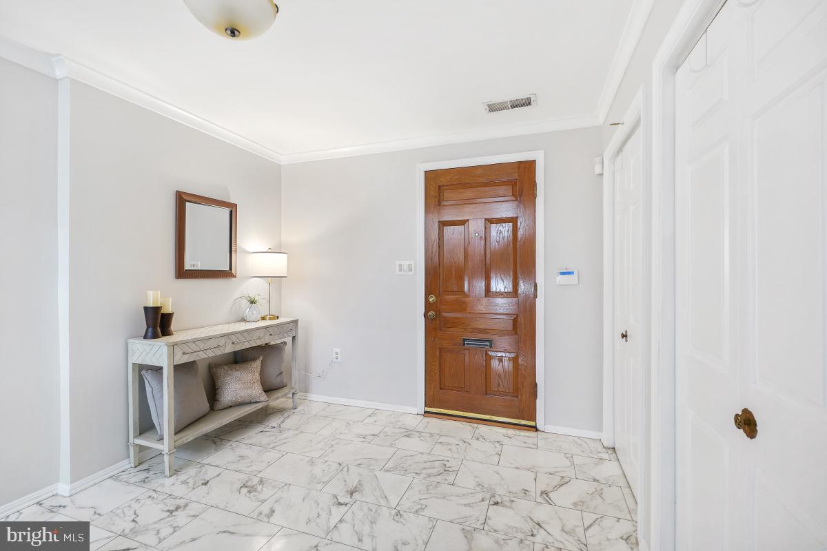 2757 UNICORN LN NW, WASHINGTON, District Of Columbia 20015, 3 Bedrooms Bedrooms, ,2 BathroomsBathrooms,Residential,For sale,2757 UNICORN LN NW,DCDC2211918 MLS # DCDC2211918