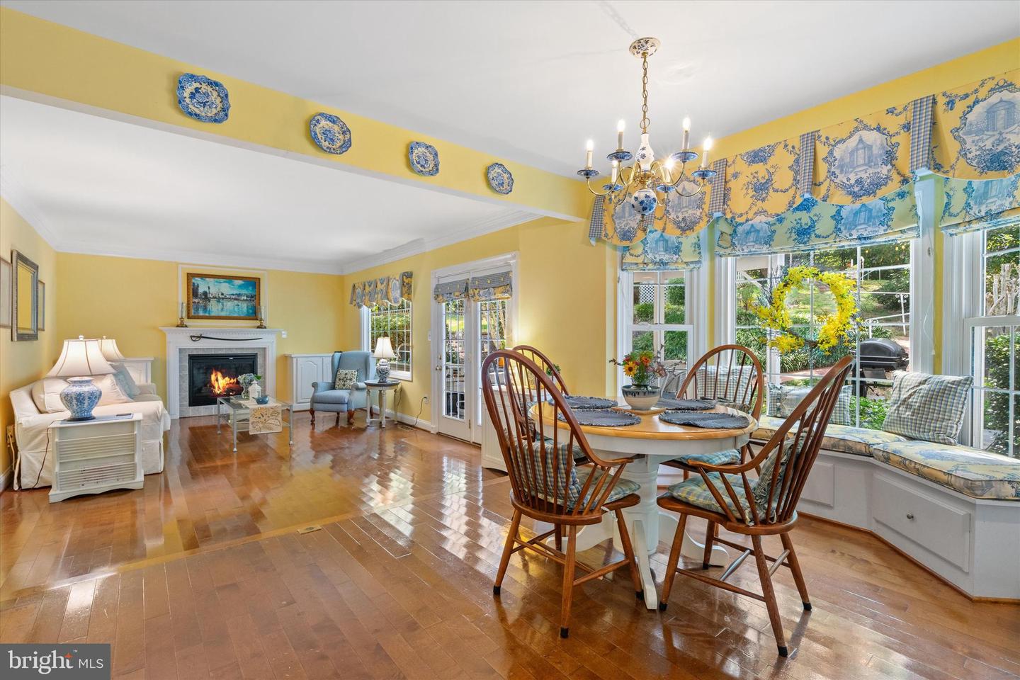 8190 HILLCREST DR, MANASSAS, Virginia 20111, 5 Bedrooms Bedrooms, ,4 BathroomsBathrooms,Residential,For sale,8190 HILLCREST DR,VAPW2099936 MLS # VAPW2099936
