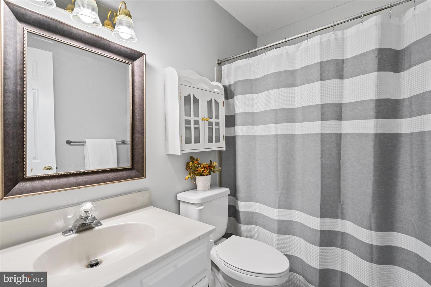 8190 HILLCREST DR, MANASSAS, Virginia 20111, 5 Bedrooms Bedrooms, ,4 BathroomsBathrooms,Residential,For sale,8190 HILLCREST DR,VAPW2099936 MLS # VAPW2099936