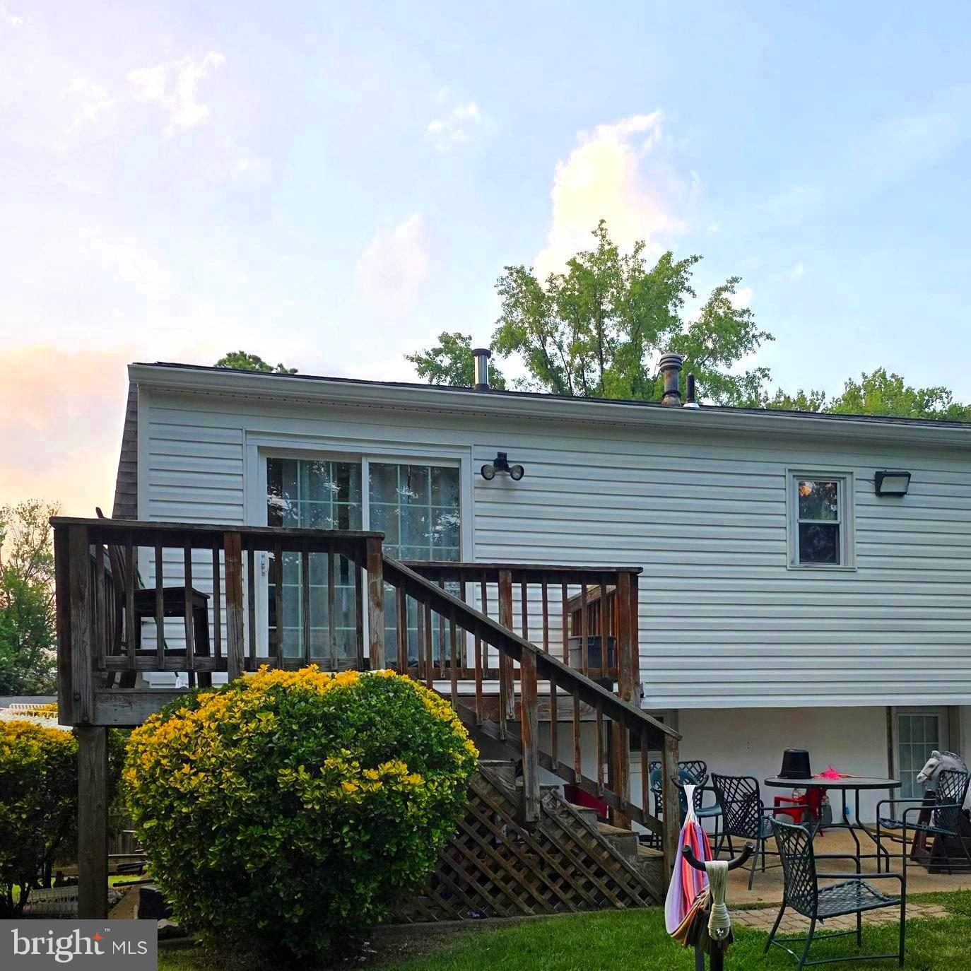 14731 ELMIRA CT, WOODBRIDGE, Virginia 22193, 4 Bedrooms Bedrooms, ,2 BathroomsBathrooms,Residential,For sale,14731 ELMIRA CT,VAPW2100180 MLS # VAPW2100180