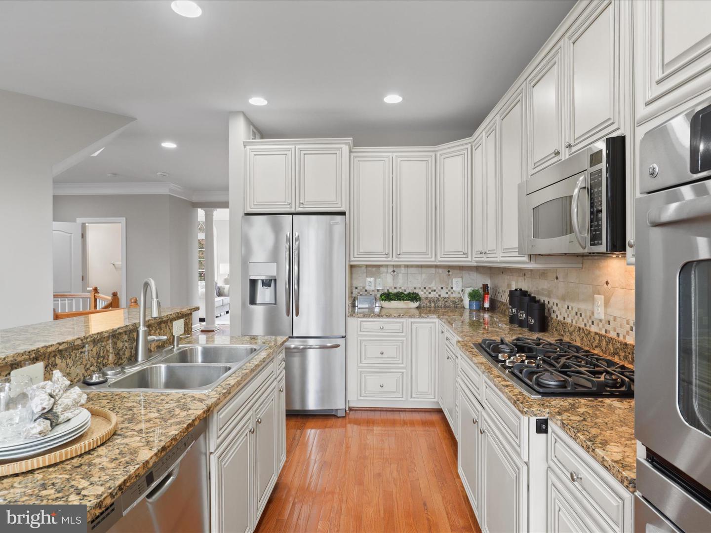 11465 GALLIEC ST #34, FAIRFAX, Virginia 22030, 4 Bedrooms Bedrooms, 12 Rooms Rooms,3 BathroomsBathrooms,Residential,For sale,11465 GALLIEC ST #34,VAFX2258300 MLS # VAFX2258300