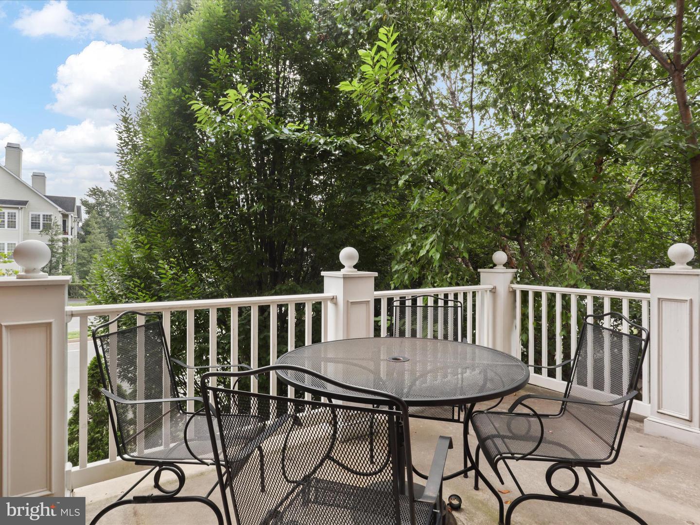11465 GALLIEC ST #34, FAIRFAX, Virginia 22030, 4 Bedrooms Bedrooms, 12 Rooms Rooms,3 BathroomsBathrooms,Residential,For sale,11465 GALLIEC ST #34,VAFX2258300 MLS # VAFX2258300