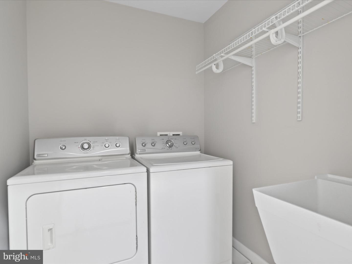 11465 GALLIEC ST #34, FAIRFAX, Virginia 22030, 4 Bedrooms Bedrooms, 12 Rooms Rooms,3 BathroomsBathrooms,Residential,For sale,11465 GALLIEC ST #34,VAFX2258300 MLS # VAFX2258300