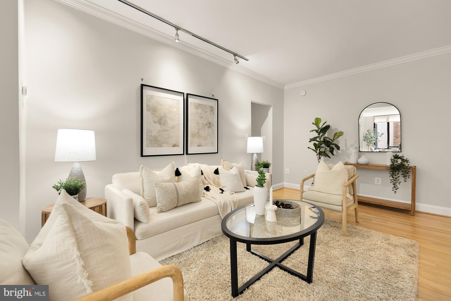 1701 16TH ST NW #734, WASHINGTON, District Of Columbia 20009, 2 Bedrooms Bedrooms, 5 Rooms Rooms,1 BathroomBathrooms,Residential,For sale,1701 16TH ST NW #734,DCDC2212746 MLS # DCDC2212746