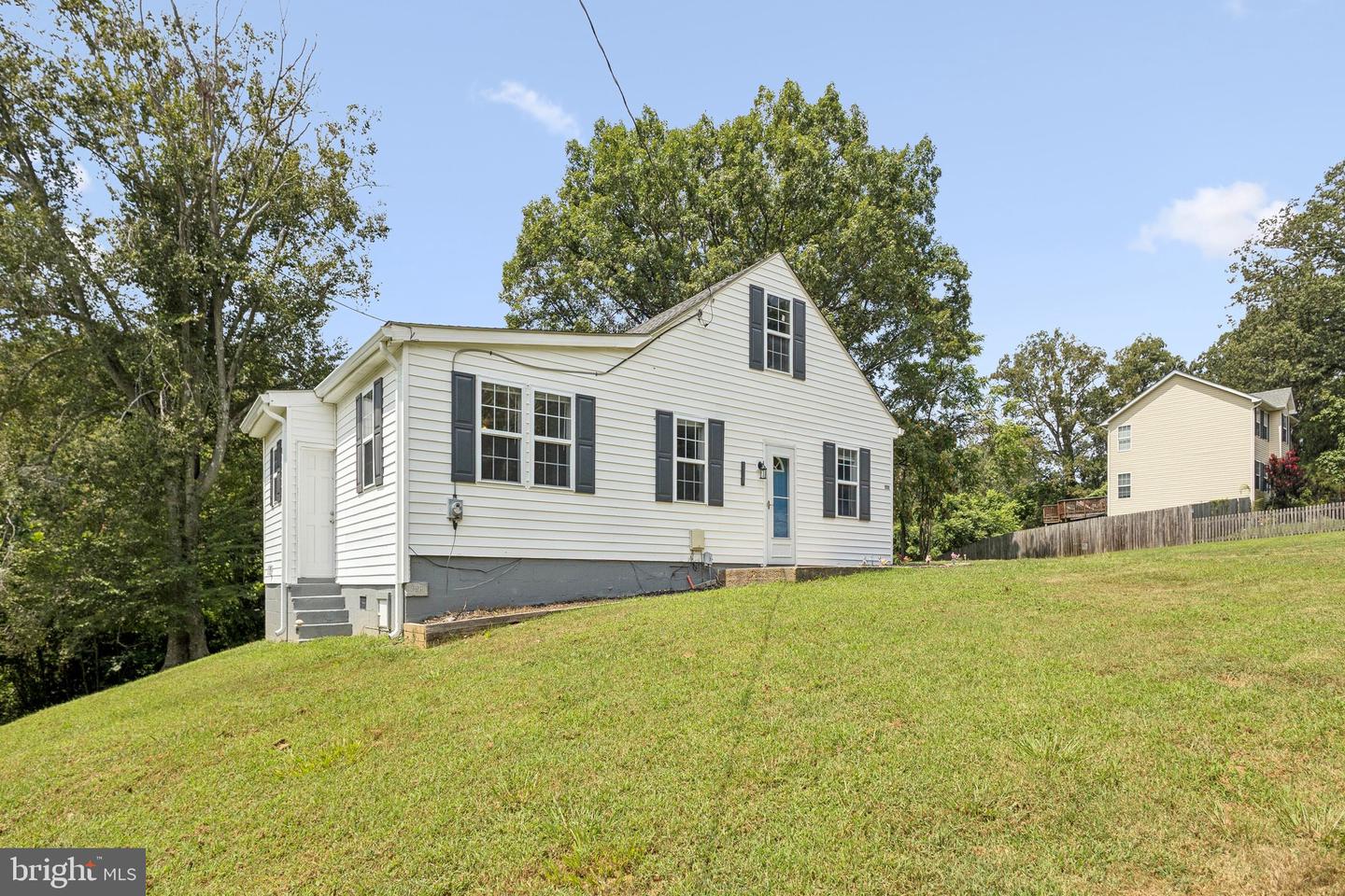 131 KELLEY, FREDERICKSBURG, Virginia 22405, 3 Bedrooms Bedrooms, 8 Rooms Rooms,1 BathroomBathrooms,Residential,For sale,131 KELLEY,VAST2041308 MLS # VAST2041308