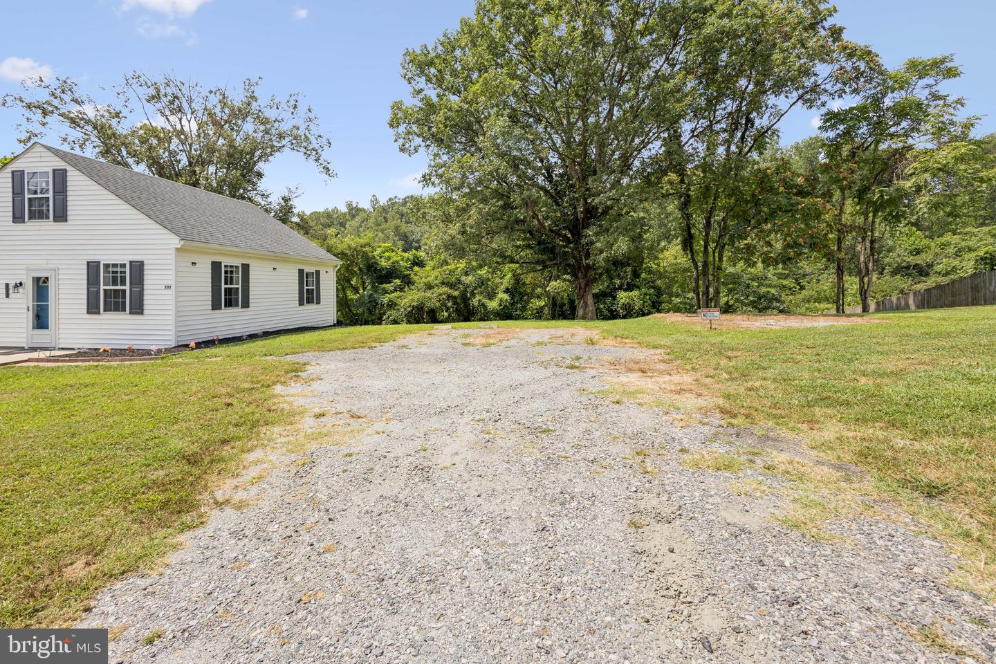 131 KELLEY, FREDERICKSBURG, Virginia 22405, 3 Bedrooms Bedrooms, 8 Rooms Rooms,1 BathroomBathrooms,Residential,For sale,131 KELLEY,VAST2041308 MLS # VAST2041308