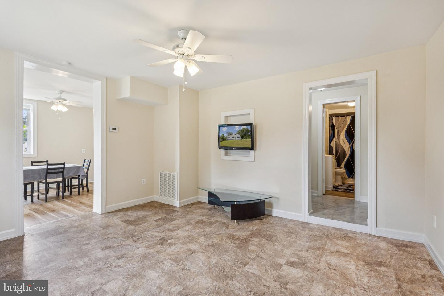 131 KELLEY, FREDERICKSBURG, Virginia 22405, 3 Bedrooms Bedrooms, 8 Rooms Rooms,1 BathroomBathrooms,Residential,For sale,131 KELLEY,VAST2041308 MLS # VAST2041308