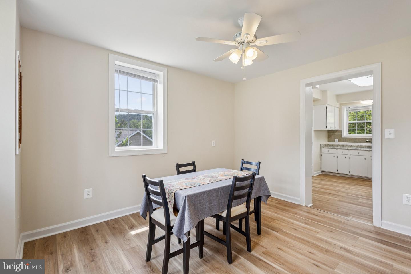 131 KELLEY, FREDERICKSBURG, Virginia 22405, 3 Bedrooms Bedrooms, 8 Rooms Rooms,1 BathroomBathrooms,Residential,For sale,131 KELLEY,VAST2041308 MLS # VAST2041308