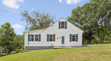 131 KELLEY, FREDERICKSBURG, Virginia 22405, 3 Bedrooms Bedrooms, 8 Rooms Rooms,1 BathroomBathrooms,Residential,For sale,131 KELLEY,VAST2041308 MLS # VAST2041308