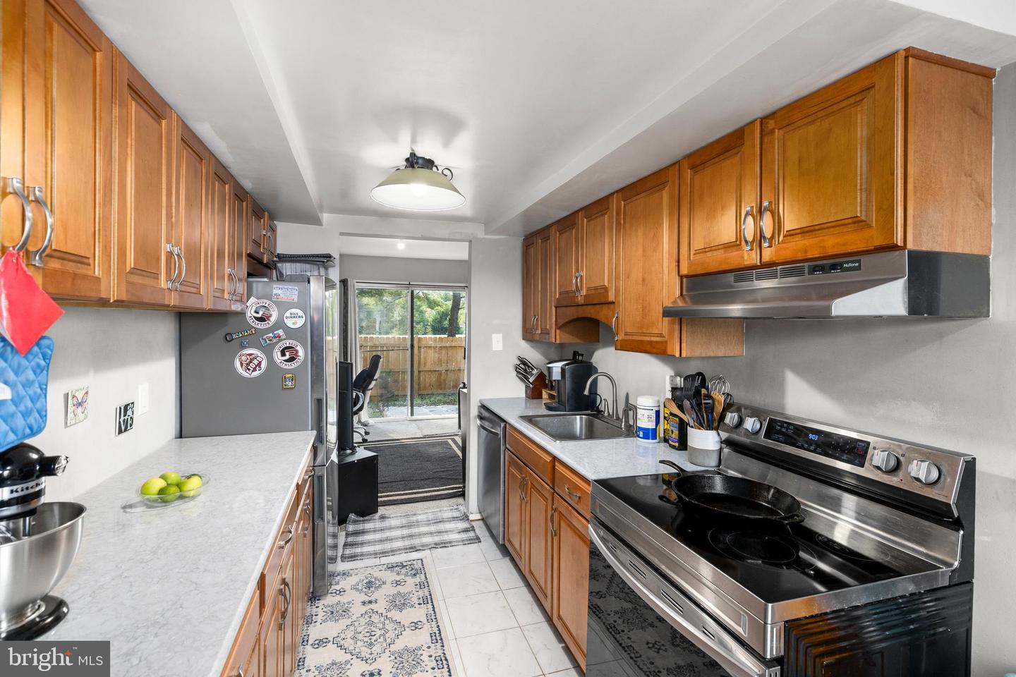 8859 TEAKWOOD CT, MANASSAS, Virginia 20109, 3 Bedrooms Bedrooms, ,2 BathroomsBathrooms,Residential,For sale,8859 TEAKWOOD CT,VAPW2100442 MLS # VAPW2100442