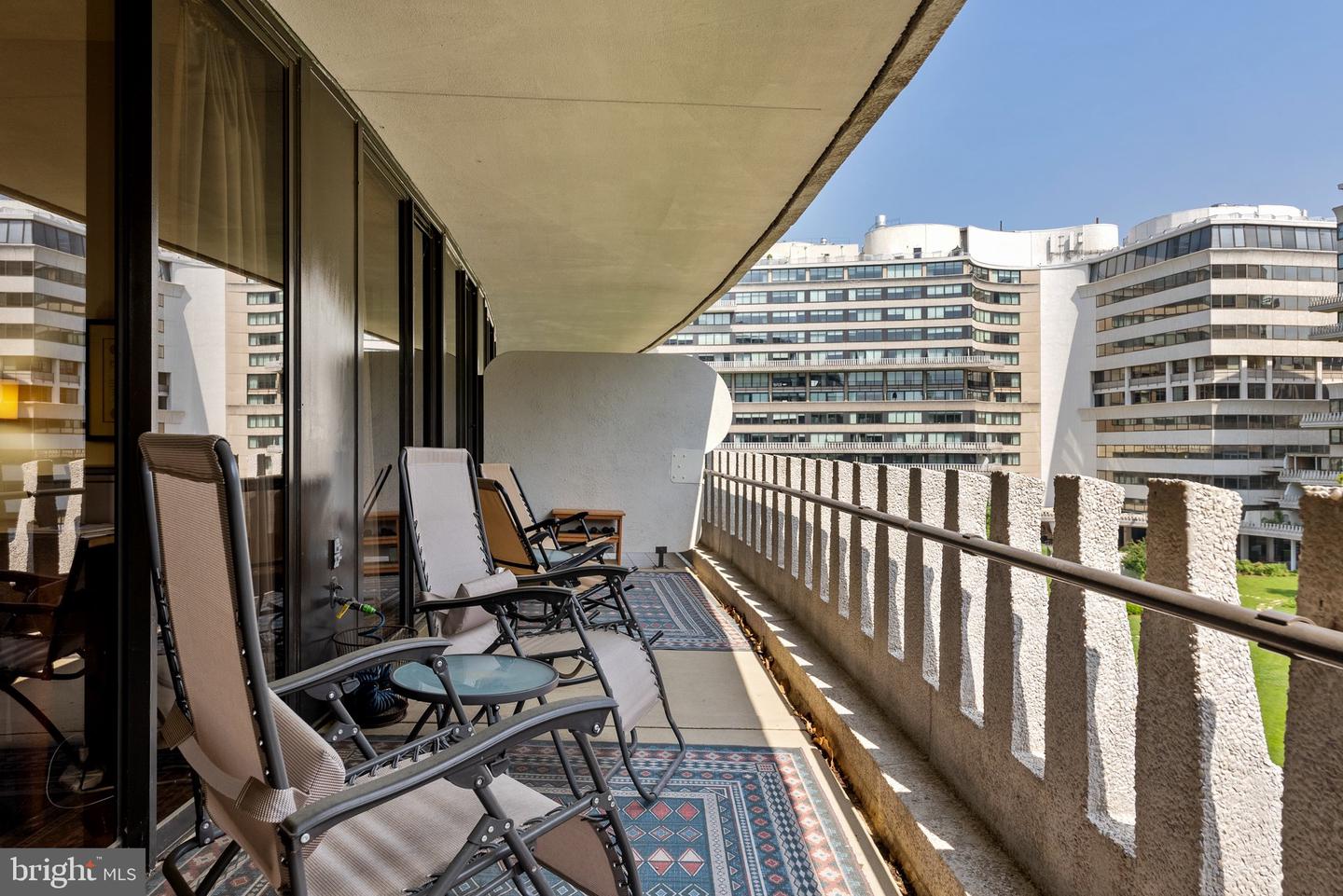700 NEW HAMPSHIRE AVE NW #512, WASHINGTON, District Of Columbia 20037, 1 Bedroom Bedrooms, ,1 BathroomBathrooms,Residential,For sale,700 NEW HAMPSHIRE AVE NW #512,DCDC2213084 MLS # DCDC2213084