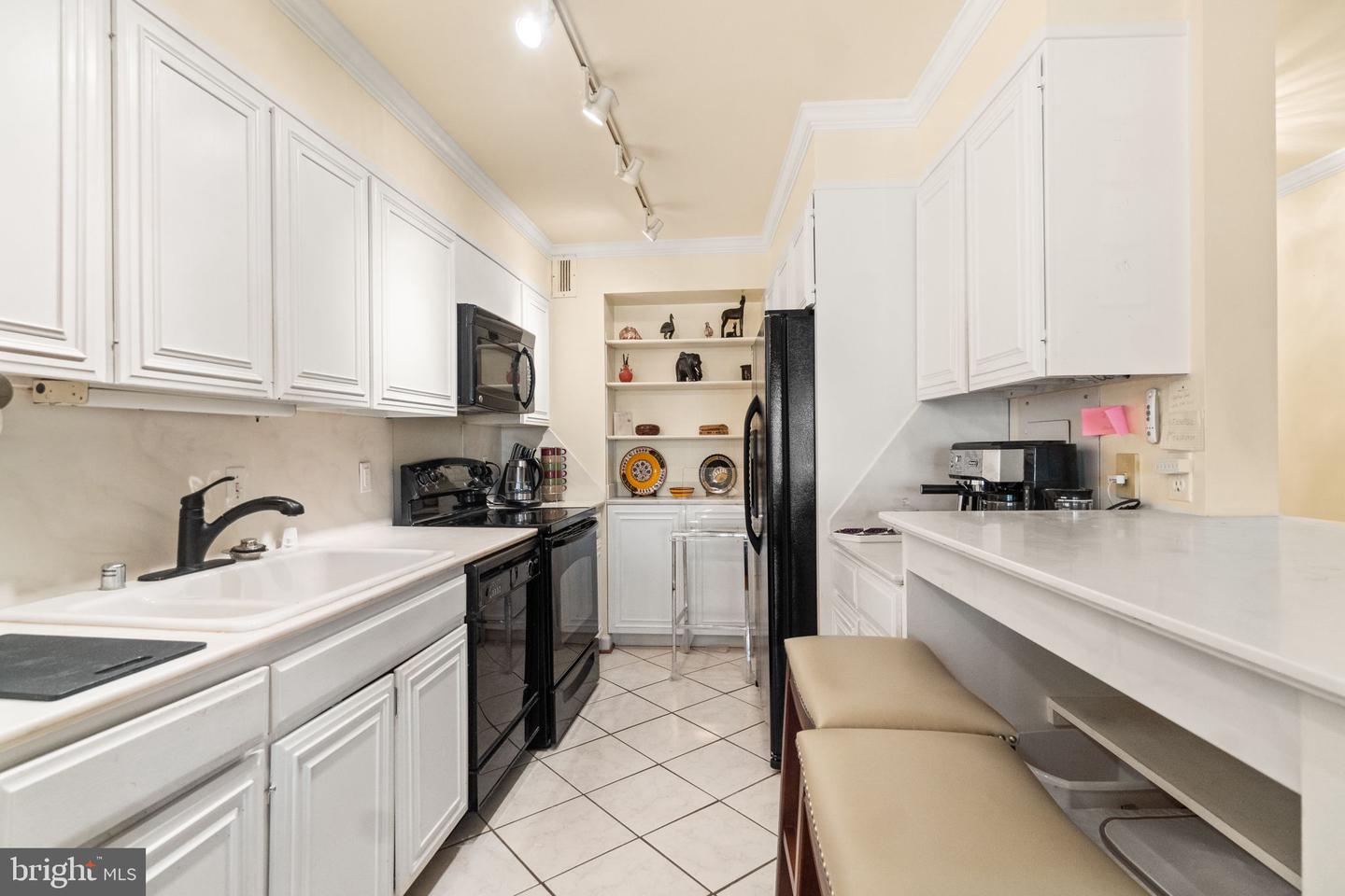 700 NEW HAMPSHIRE AVE NW #512, WASHINGTON, District Of Columbia 20037, 1 Bedroom Bedrooms, ,1 BathroomBathrooms,Residential,For sale,700 NEW HAMPSHIRE AVE NW #512,DCDC2213084 MLS # DCDC2213084