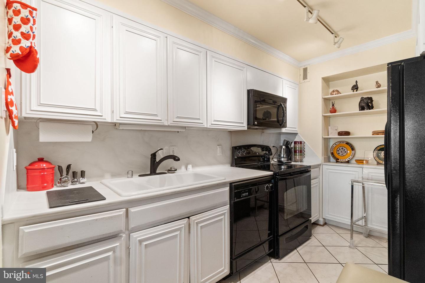 700 NEW HAMPSHIRE AVE NW #512, WASHINGTON, District Of Columbia 20037, 1 Bedroom Bedrooms, ,1 BathroomBathrooms,Residential,For sale,700 NEW HAMPSHIRE AVE NW #512,DCDC2213084 MLS # DCDC2213084