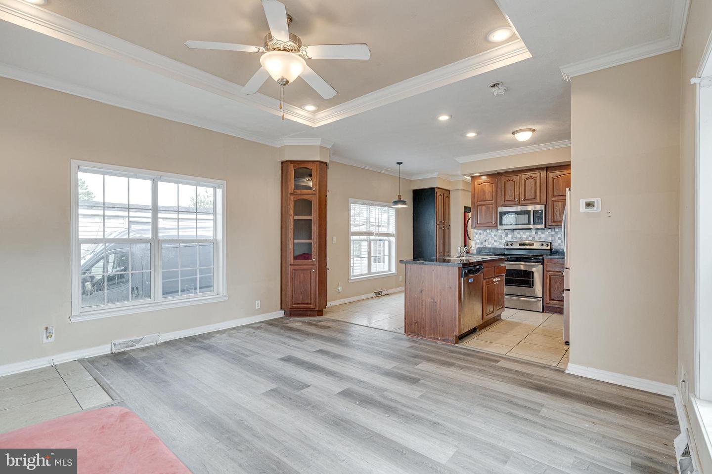 4252 AIRLINE PKWY, CHANTILLY, Virginia 20151, 2 Bedrooms Bedrooms, 9 Rooms Rooms,1 BathroomBathrooms,Residential,For sale,4252 AIRLINE PKWY,VAFX2258726 MLS # VAFX2258726