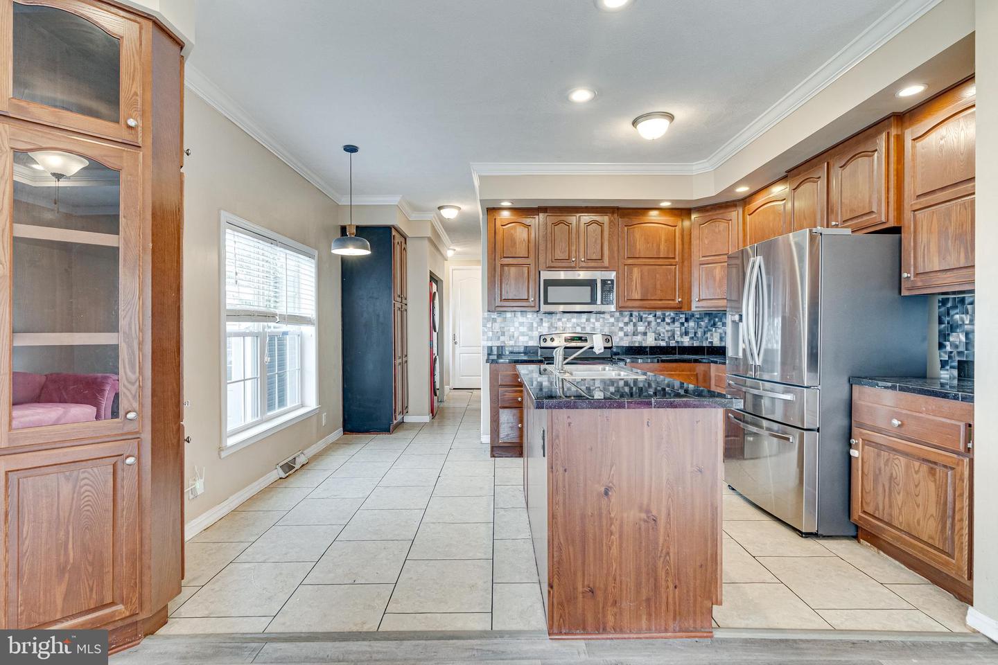 4252 AIRLINE PKWY, CHANTILLY, Virginia 20151, 2 Bedrooms Bedrooms, 9 Rooms Rooms,1 BathroomBathrooms,Residential,For sale,4252 AIRLINE PKWY,VAFX2258726 MLS # VAFX2258726