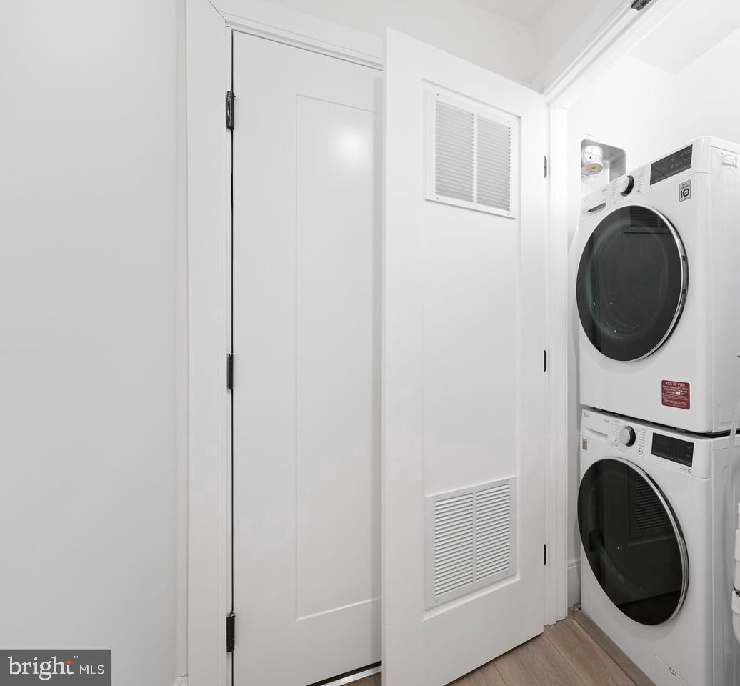 1714 EUCLID ST NW #2, WASHINGTON, District Of Columbia 20009, 2 Bedrooms Bedrooms, ,1 BathroomBathrooms,Residential,For sale,1714 EUCLID ST NW #2,DCDC2213266 MLS # DCDC2213266