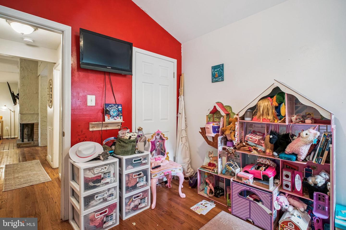 255 DOGWOOD BLOSSOM LN, FRONT ROYAL, Virginia 22630, 4 Bedrooms Bedrooms, 15 Rooms Rooms,2 BathroomsBathrooms,Residential,For sale,255 DOGWOOD BLOSSOM LN,VAWR2011874 MLS # VAWR2011874