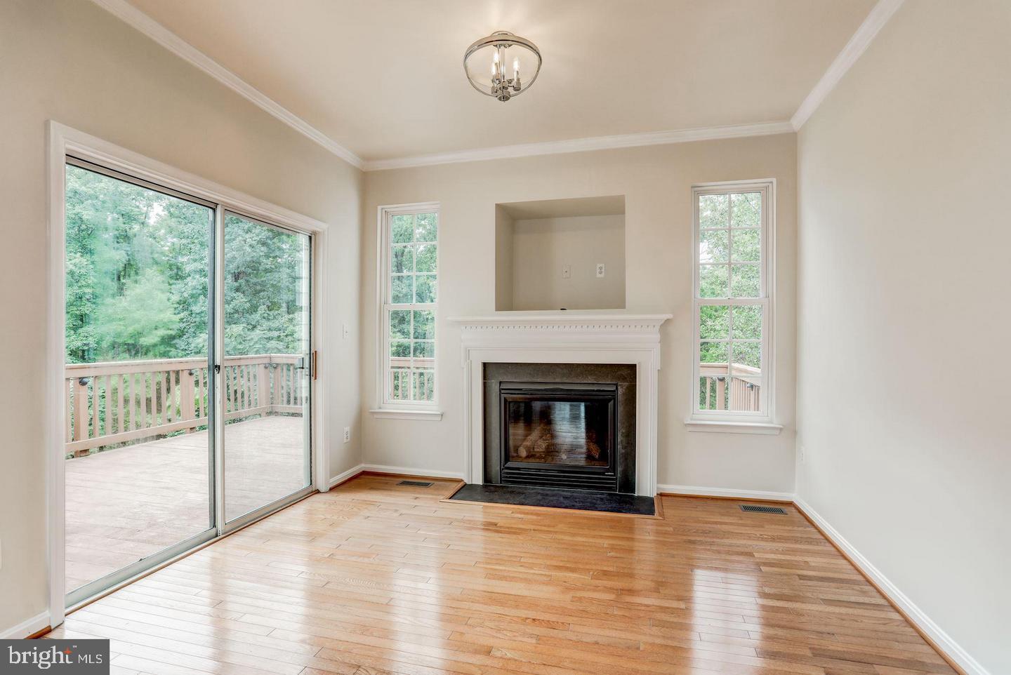 9035 BREWER CREEK PL, MANASSAS, Virginia 20109, 3 Bedrooms Bedrooms, 7 Rooms Rooms,2 BathroomsBathrooms,Residential,For sale,9035 BREWER CREEK PL,VAPW2100634 MLS # VAPW2100634