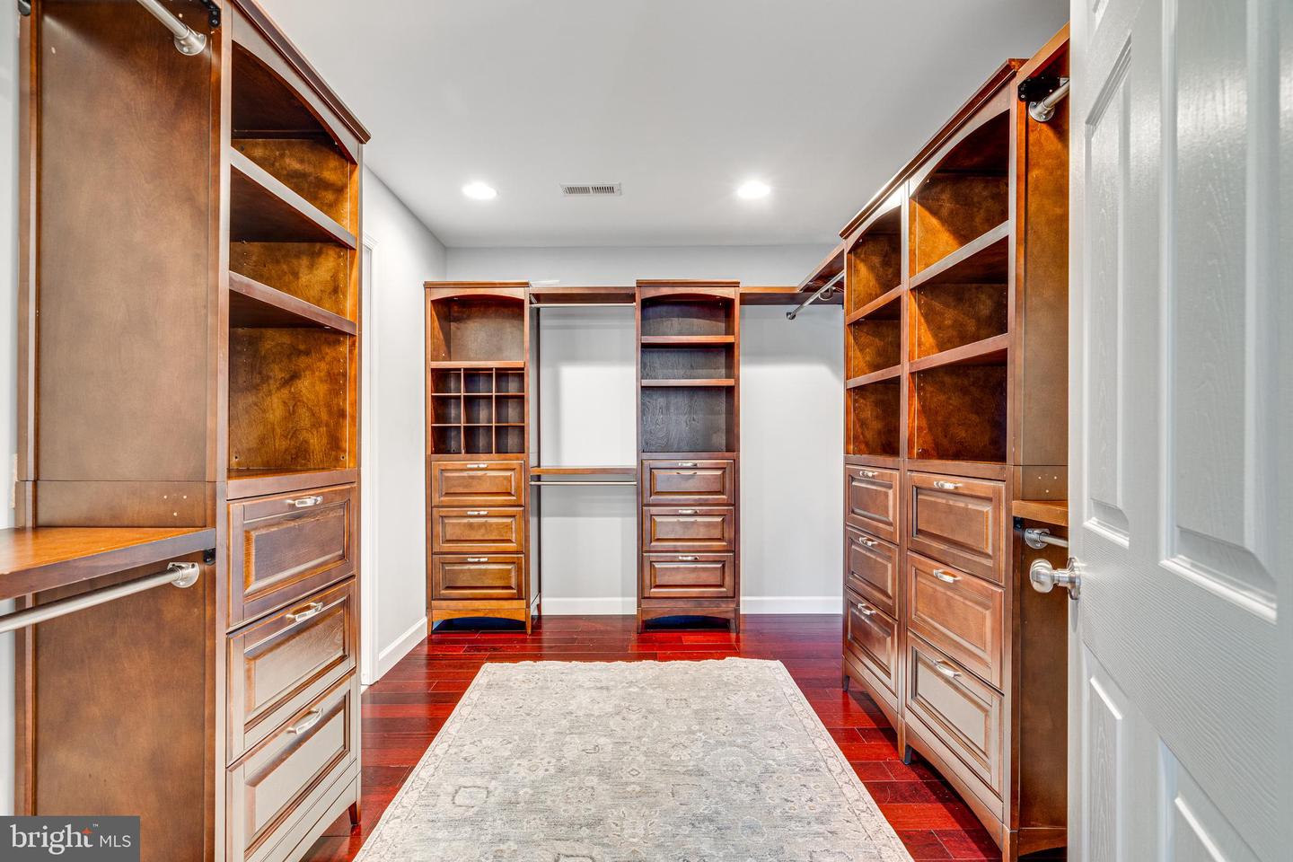 4710 CARTERWOOD DR, FAIRFAX, Virginia 22032, 5 Bedrooms Bedrooms, 16 Rooms Rooms,3 BathroomsBathrooms,Residential,For sale,4710 CARTERWOOD DR,VAFX2259152 MLS # VAFX2259152