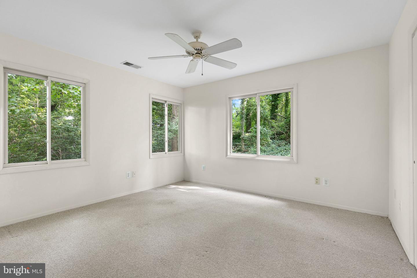 3012 CASTLE RD, FALLS CHURCH, Virginia 22044, 6 Bedrooms Bedrooms, 10 Rooms Rooms,4 BathroomsBathrooms,Residential,For sale,3012 CASTLE RD,VAFX2259306 MLS # VAFX2259306